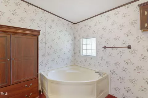 7240 Huddlestone Rd, Bailey, NC 27807 photo 12