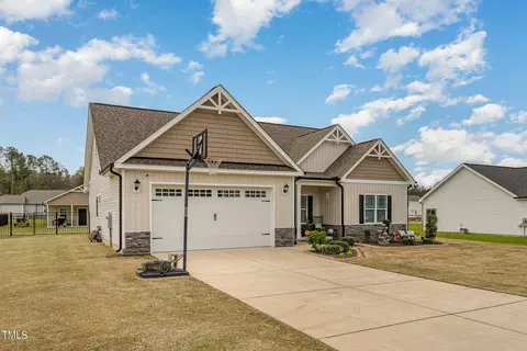 243 Fallingbrook Dr, Kenly, NC 27542 photo 2