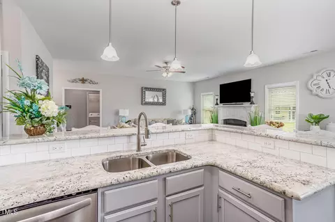 243 Fallingbrook Dr, Kenly, NC 27542 photo 15