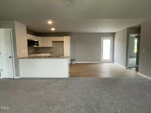 Living - 101 Starry Sky Dr, Benson, NC 27504 photo 2 of 4