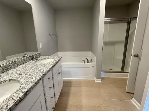 Bath - 101 Starry Sky Dr, Benson, NC 27504 photo 2 of 2