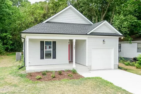 809 Edgerton St, Dunn, NC 28334