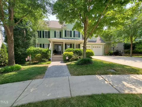 906 Alden Bridge Dr, Cary, NC 27519