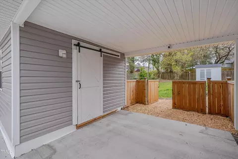 1009 Spruce St, Durham, NC 27701 photo 32