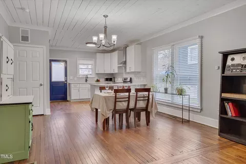 1009 Spruce St, Durham, NC 27701 photo 11