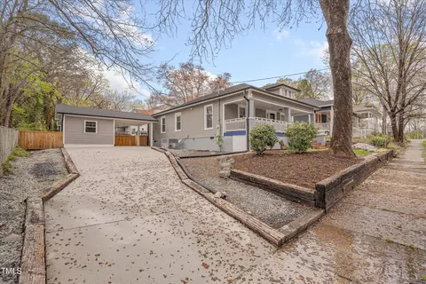 1009 Spruce St, Durham, NC 27701 photo 2