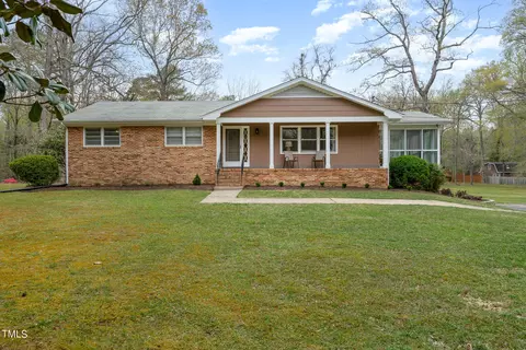 4407 Mcdermott Dr, Durham, NC 27705 photo 2
