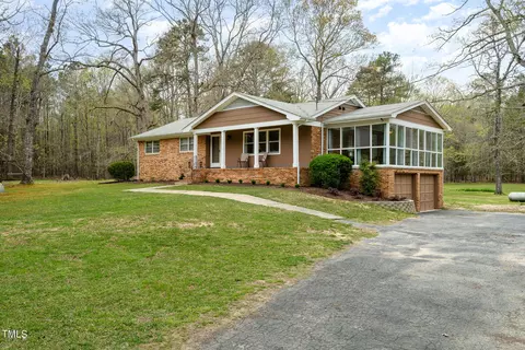 4407 Mcdermott Dr, Durham, NC 27705 photo 1
