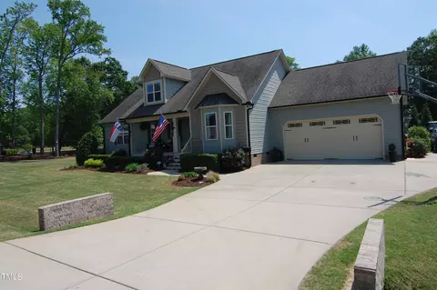 35 Chesney Ct, Archer Lodge, NC 27527
