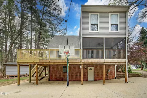 2609 Carpenter Pond Rd, Raleigh, NC 27613