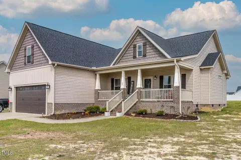 20 Clipper Ln, Smithfield, NC 27577 photo 3