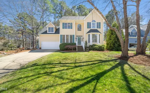 1318 Chenworth Dr, Apex, NC 27502