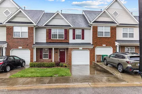 4006 Portrait Dr, Cary, NC 27513