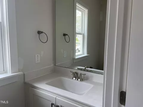 929 Simmons St, Durham, NC 27701 photo 6
