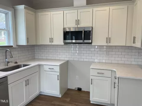 929 Simmons St, Durham, NC 27701 photo 9