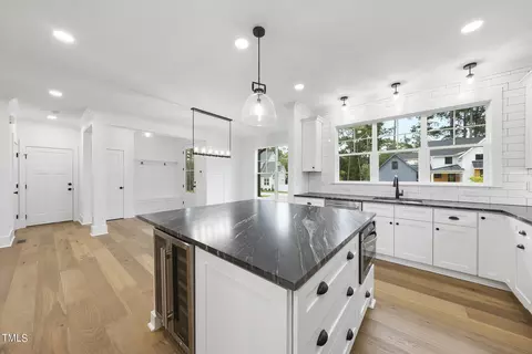 Kitchen - 414 Latta Rd, Durham, NC 27712 photo 3 of 6