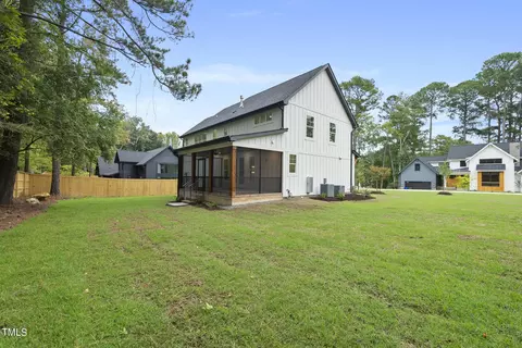 Exterior - 414 Latta Rd, Durham, NC 27712 photo 9 of 12
