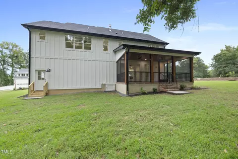 Exterior - 414 Latta Rd, Durham, NC 27712 photo 10 of 12