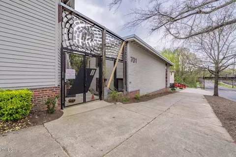 701 W Trinity Ave #107, Durham, NC 27701