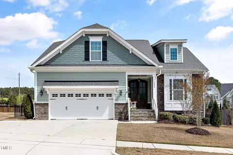 2834 Rileys Pond Dr, Apex, NC 27502