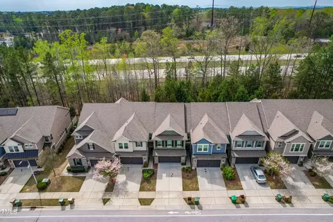 222 Alamosa Pl, Cary, NC 27519