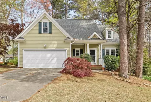 2205 Spring Fern Ct, Apex, NC 27502