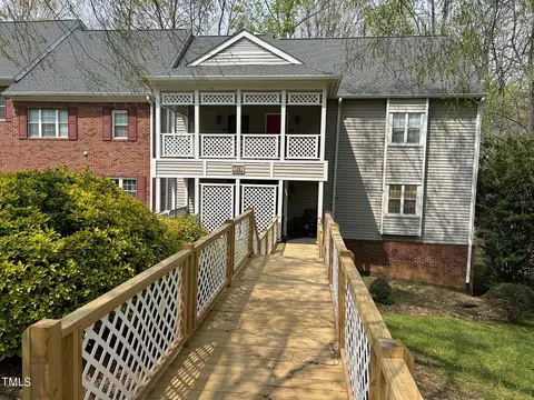 407 Gooseneck Dr #B2, Cary, NC 27513