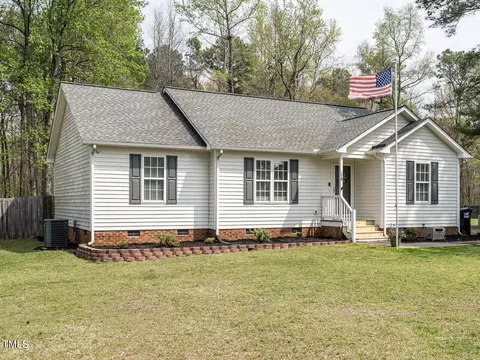178 Conner Dr, Clayton, NC 27520 photo 2