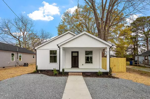607 N 4th St, Smithfield, NC 27577