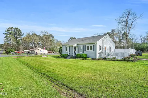 76 E Carthage St, Bennett, NC 27208 photo 21
