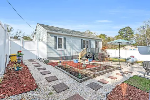 76 E Carthage St, Bennett, NC 27208 photo 27