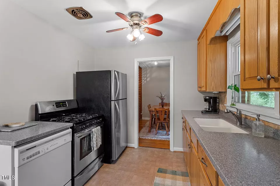  5030 Green Oak Dr, Durham, NC 27712 photo 27