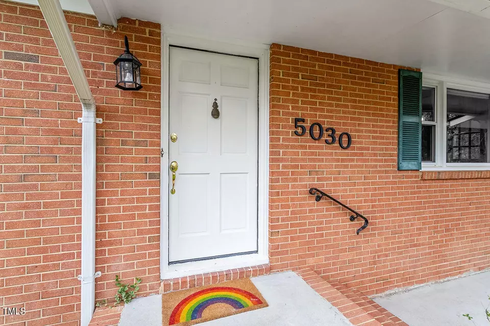  5030 Green Oak Dr, Durham, NC 27712 photo 9