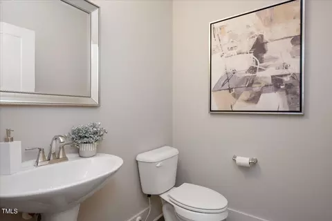 3725 Stonegate Dr, Durham, NC 27705 photo 32