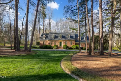 233 Bellwood Dr, Henderson, NC 27536