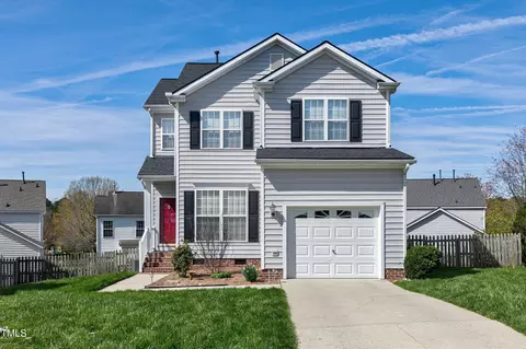 5505 Creekdale Cir, Raleigh, NC 27612