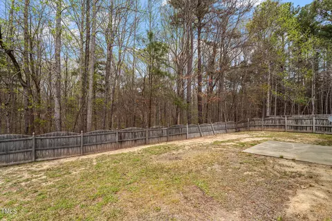 9 Esterbrook Ct, Durham, NC 27703 photo 5