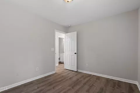 9 Esterbrook Ct, Durham, NC 27703 photo 26