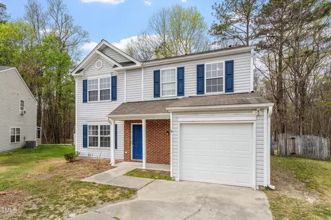 9 Esterbrook Ct, Durham, NC 27703 photo 3