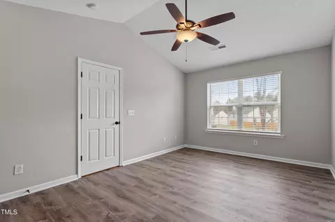9 Esterbrook Ct, Durham, NC 27703 photo 30
