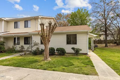 Exterior - 623 Springview Trl, Garner, NC 27529 photo 2 of 4