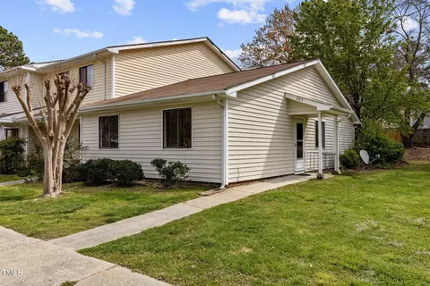 623 Springview Trl, Garner, NC 27529