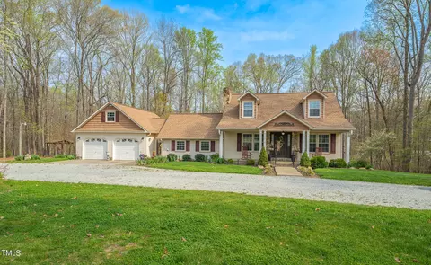 1342 Paynes Tavern Rd, Roxboro, NC 27574
