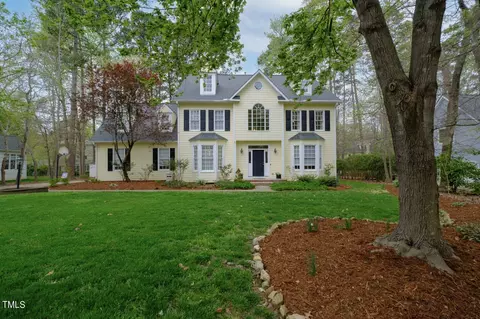 104 Ellsworth Pl, Chapel Hill, NC 27516