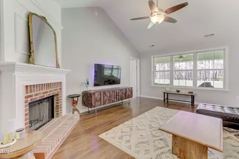 520 Crossview Ln, Durham, NC 27703 photo 8