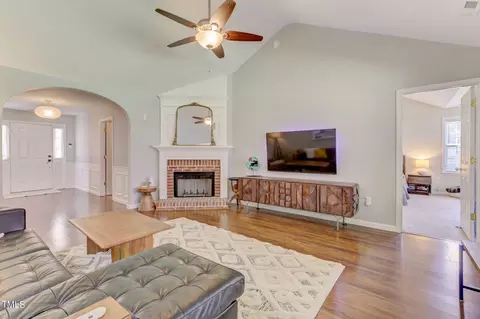 520 Crossview Ln, Durham, NC 27703 photo 12