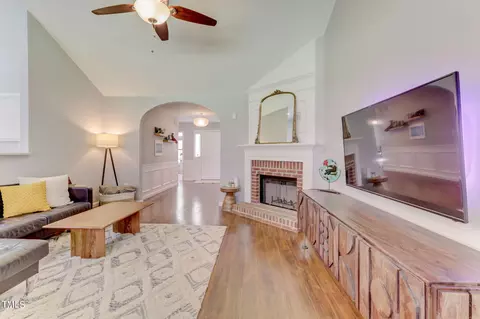 520 Crossview Ln, Durham, NC 27703 photo 7