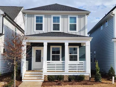 150 Weavers Grove Dr #124, Chapel Hill, NC 27514