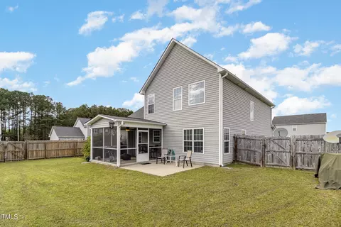 Exterior - 179 Botanical Ct, Bunnlevel, NC 28323 photo 6 of 7