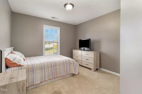 Bedroom - 179 Botanical Ct, Bunnlevel, NC 28323 photo 5 of 6